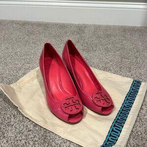 Tory Burch wedge in hot pink. Size 9.